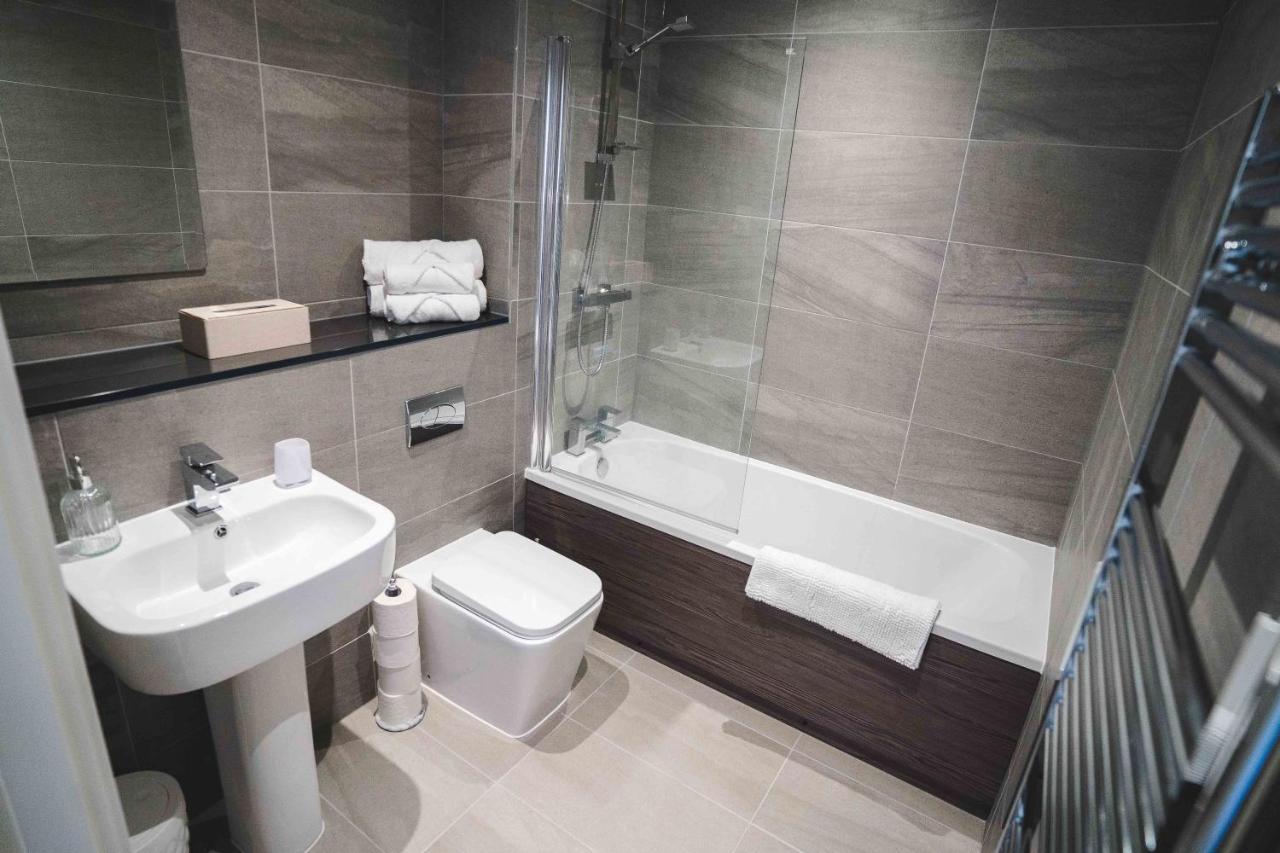 Modern Apartment - City Centre - Free Wi-Fi - New 셰필드 외부 사진