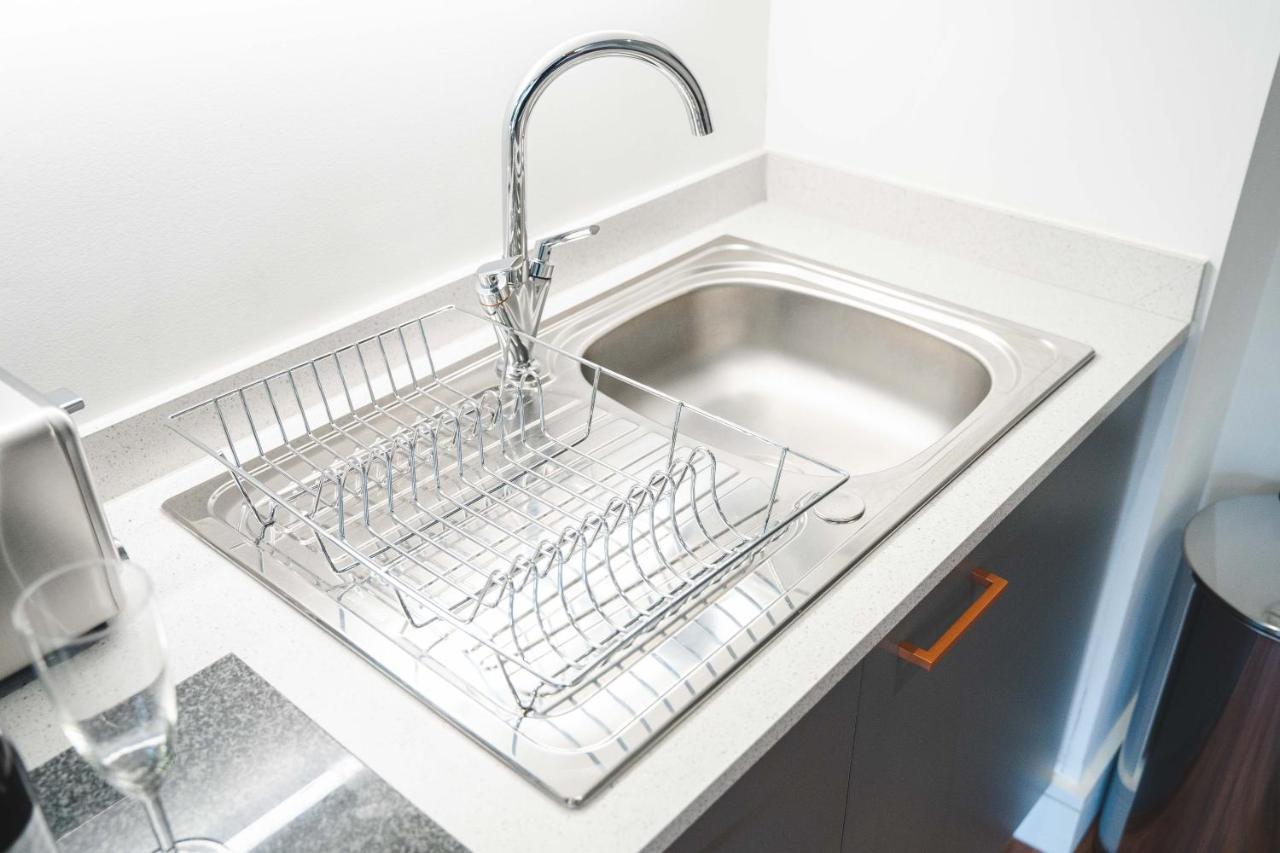 Modern Apartment - City Centre - Free Wi-Fi - New 셰필드 외부 사진